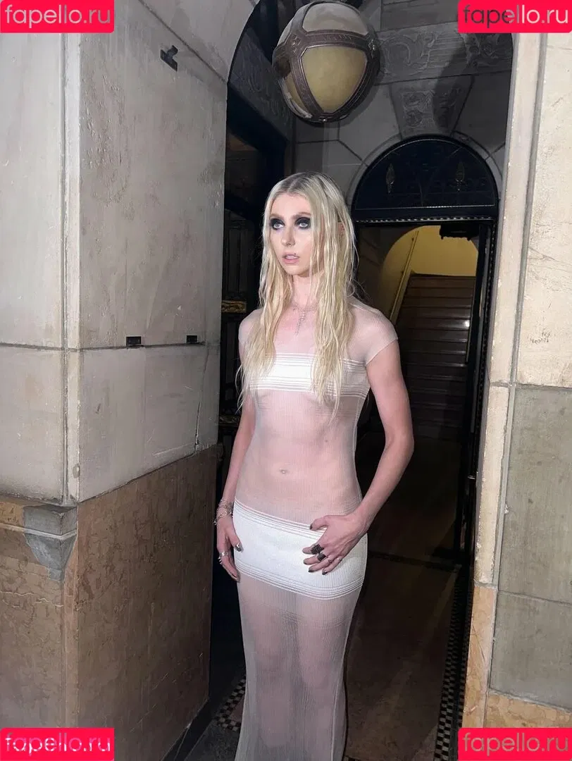 Taylor Momsen / aryelsoul / taylormomsen Onlyfans Photo Gallery 