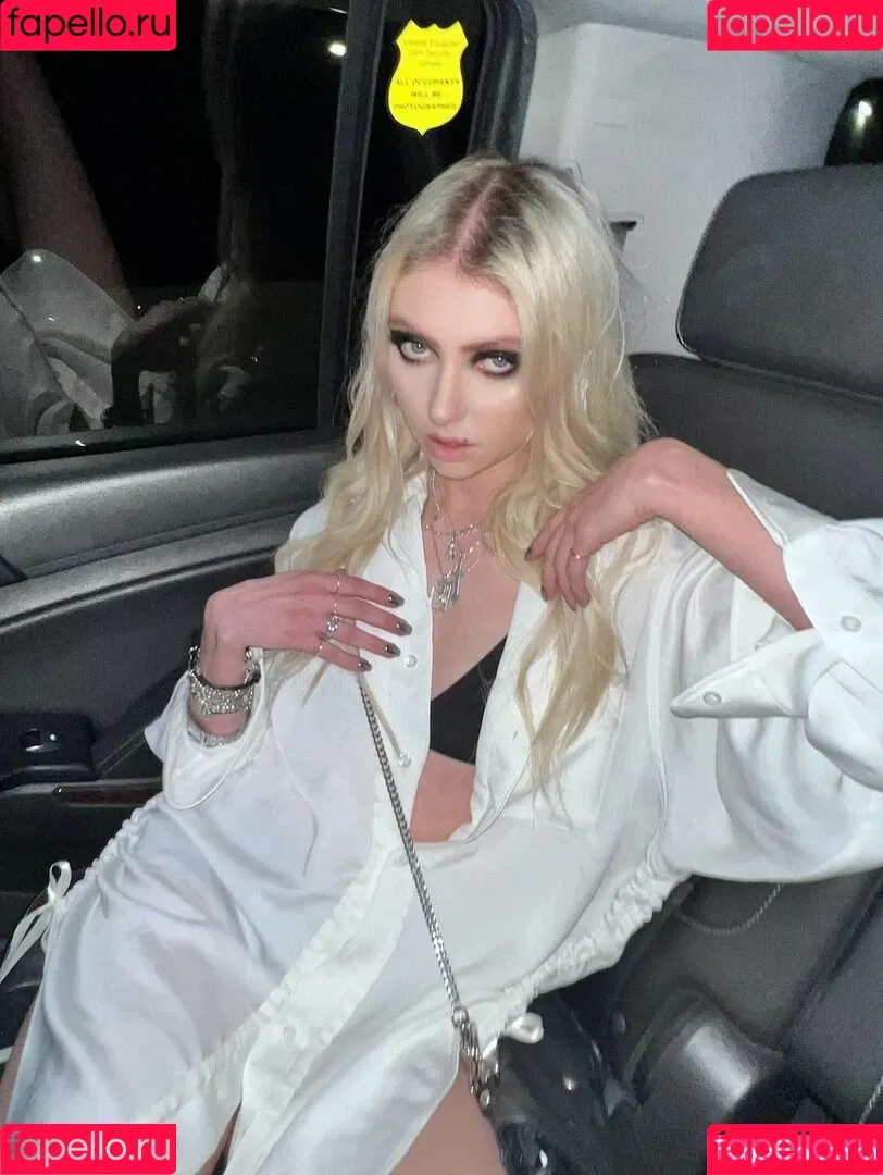 Taylor Momsen / aryelsoul / taylormomsen Onlyfans Photo Gallery 