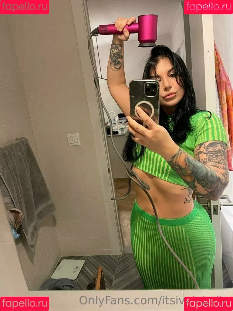 Ivy Lebelle / anyuser / itsivylebelle Onlyfans Photo Gallery 