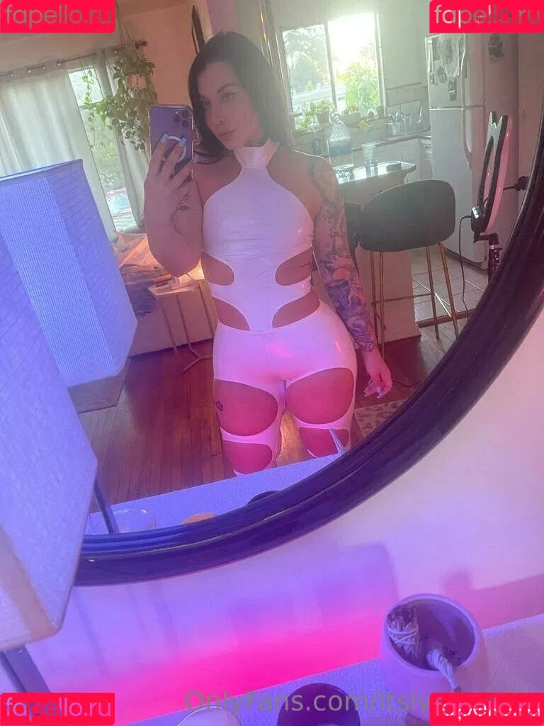 Ivy Lebelle / anyuser / itsivylebelle Onlyfans Photo Gallery 