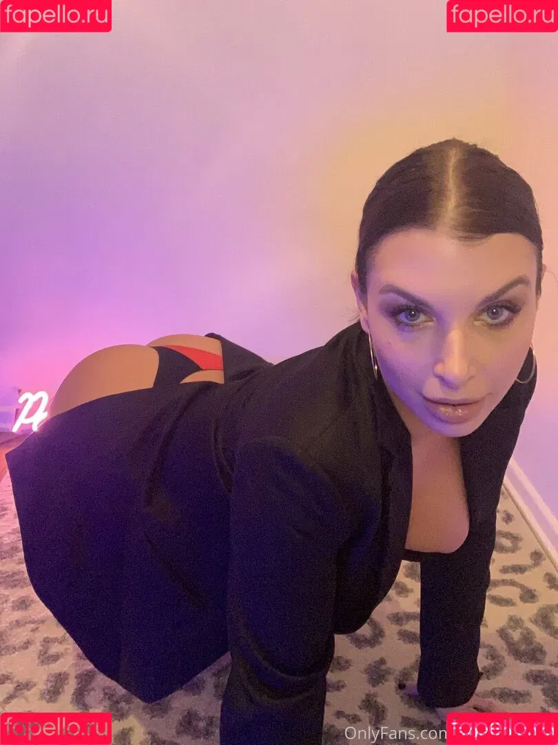 Ivy Lebelle / anyuser / itsivylebelle Onlyfans Photo Gallery 