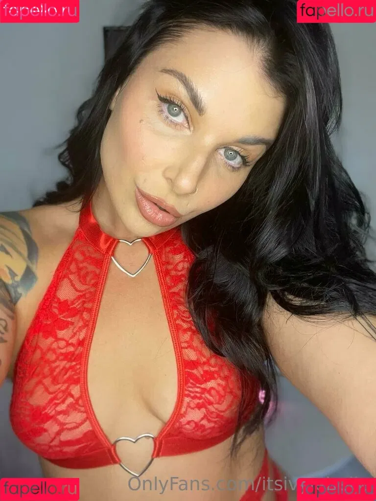 Ivy Lebelle / anyuser / itsivylebelle Onlyfans Photo Gallery 