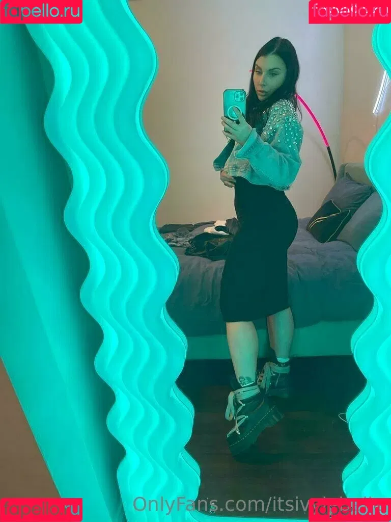 Ivy Lebelle / anyuser / itsivylebelle Onlyfans Photo Gallery 