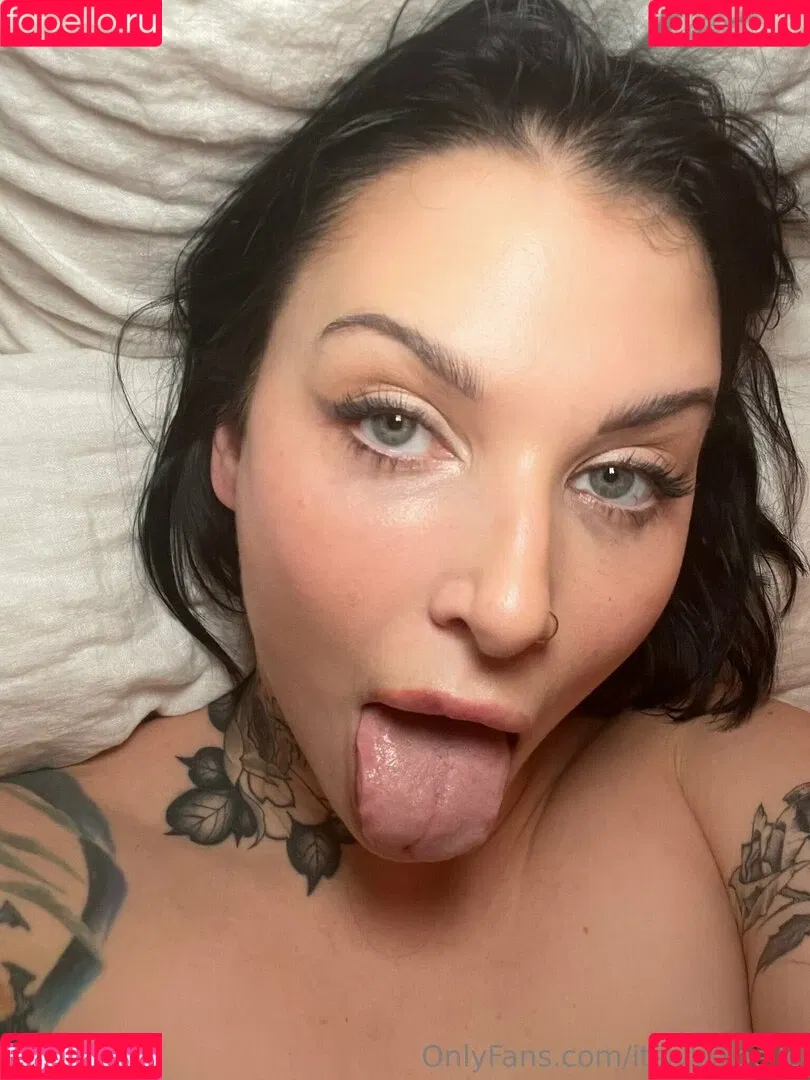 Ivy Lebelle / anyuser / itsivylebelle Onlyfans Photo Gallery 