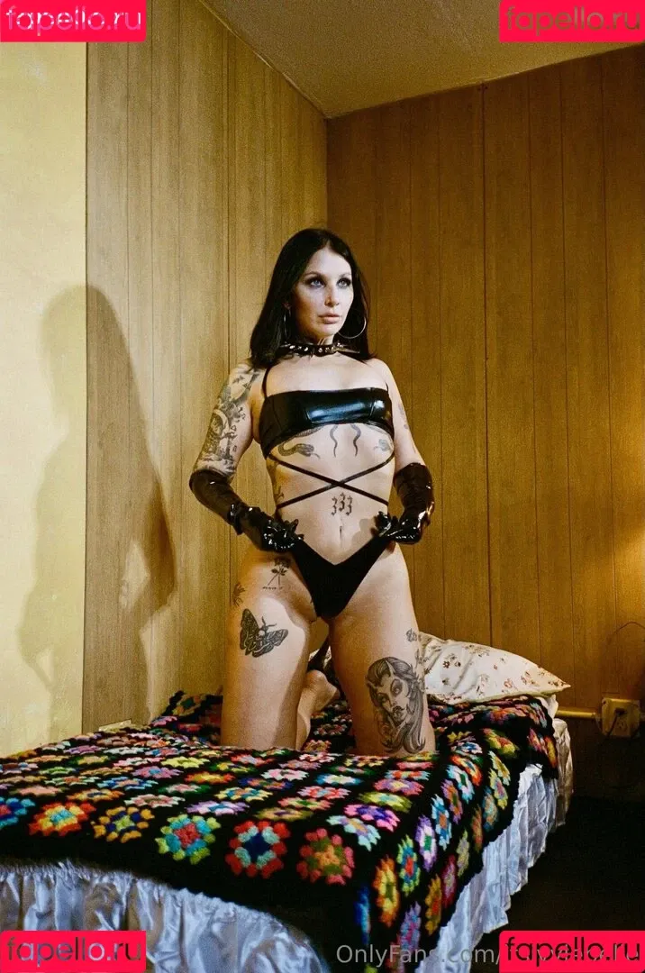 Ivy Lebelle / anyuser / itsivylebelle Onlyfans Photo Gallery 