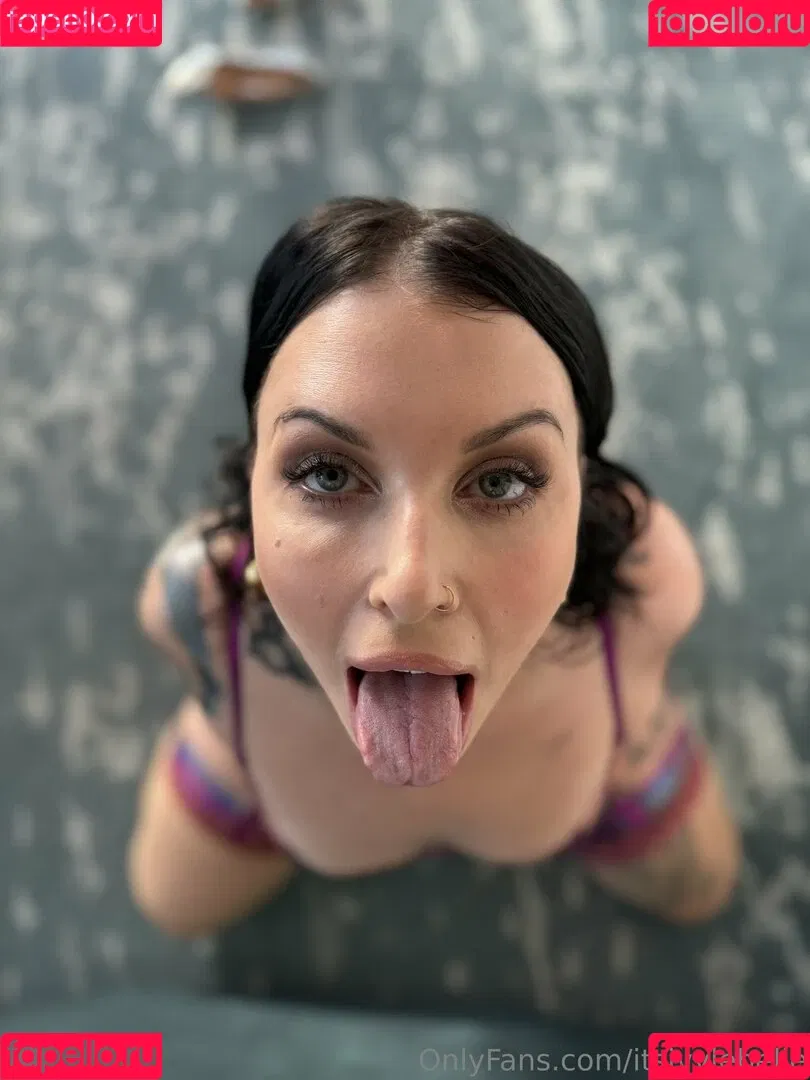 Ivy Lebelle / anyuser / itsivylebelle Onlyfans Photo Gallery 