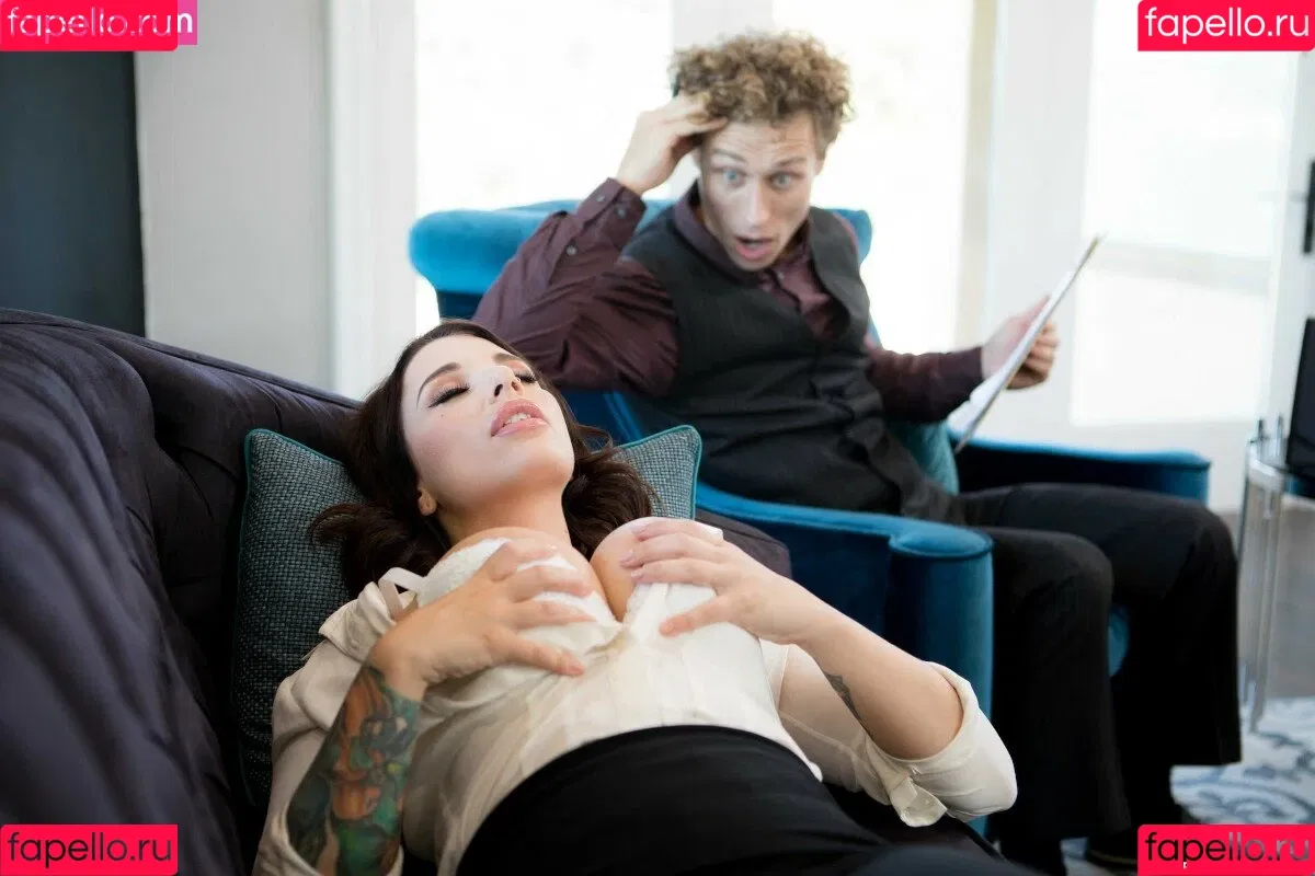 Ivy Lebelle / anyuser / itsivylebelle Onlyfans Photo Gallery 