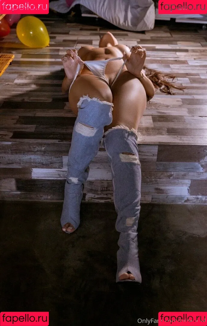 luizadevil / tsluizadevil Onlyfans Photo Gallery 