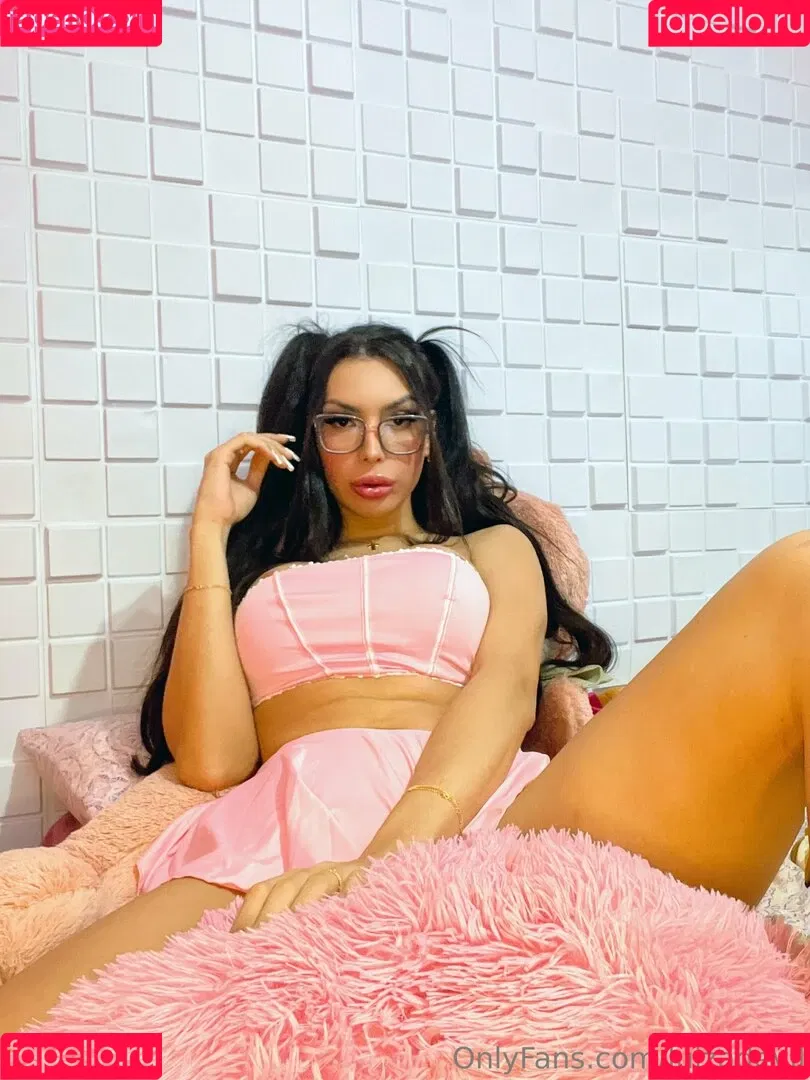 luizadevil / tsluizadevil Onlyfans Photo Gallery 