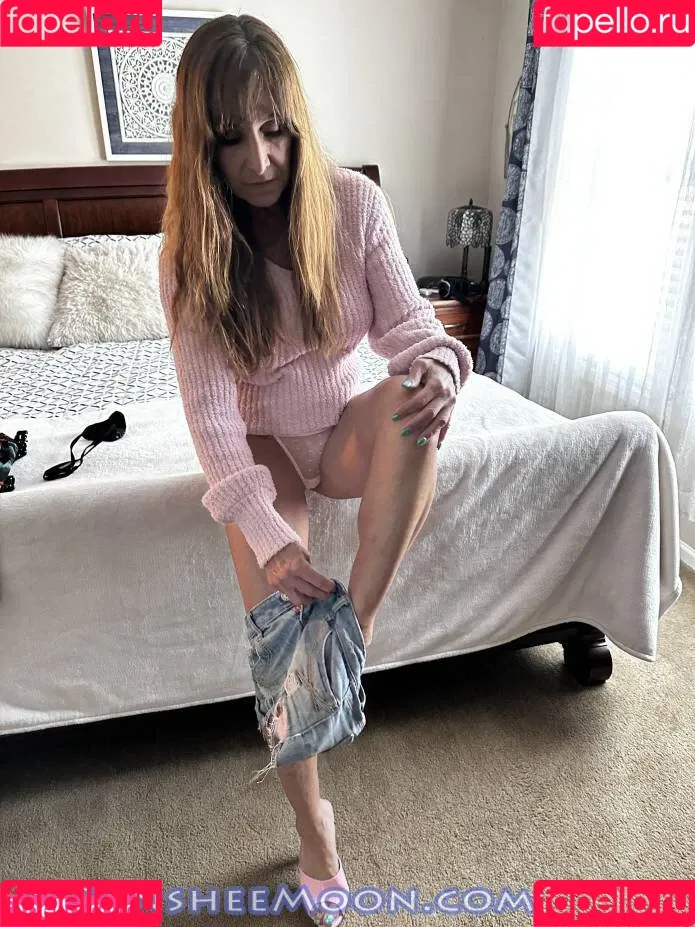 bansheemoon / bansheesmoon / thebansheemoon Onlyfans Photo Gallery 