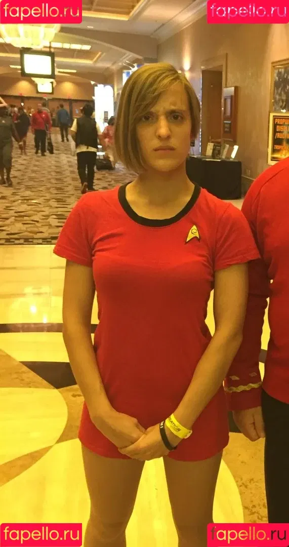 Ashley Victoria Robinson / ashleyvrobinson / gay1acarebearcub Onlyfans Photo Gallery 