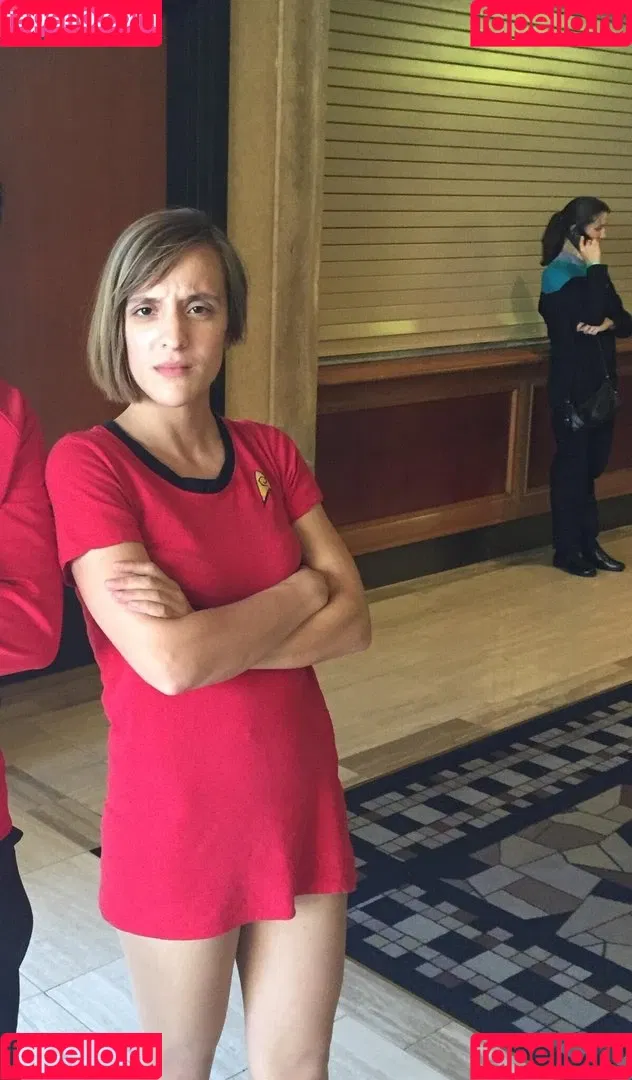 Ashley Victoria Robinson / ashleyvrobinson / gay1acarebearcub Onlyfans Photo Gallery 