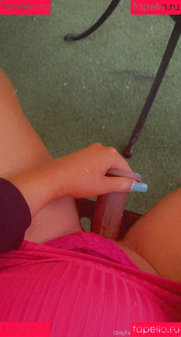 Megan Thorpe / meg.t / meganlthorpe Onlyfans Photo Gallery 