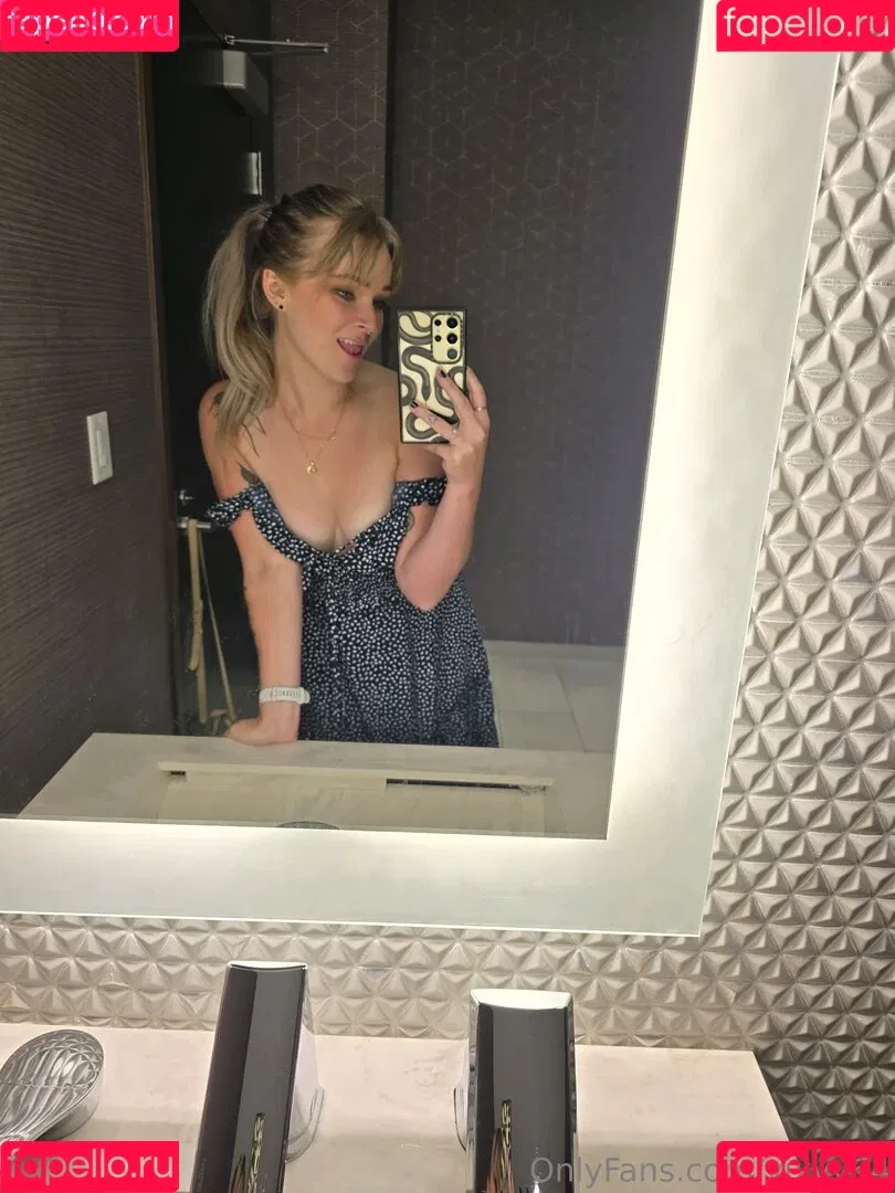 Vixyy64 / vixythepixie Onlyfans Photo Gallery 