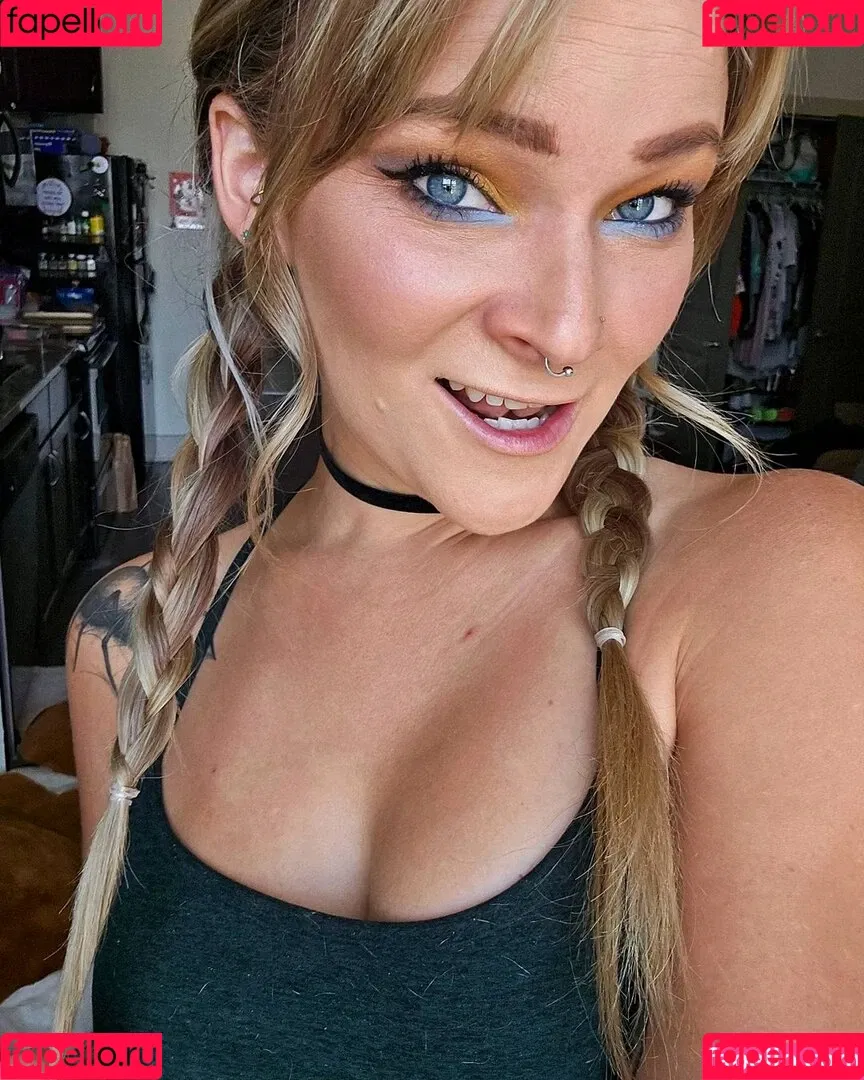 Vixyy64 / vixythepixie Onlyfans Photo Gallery 