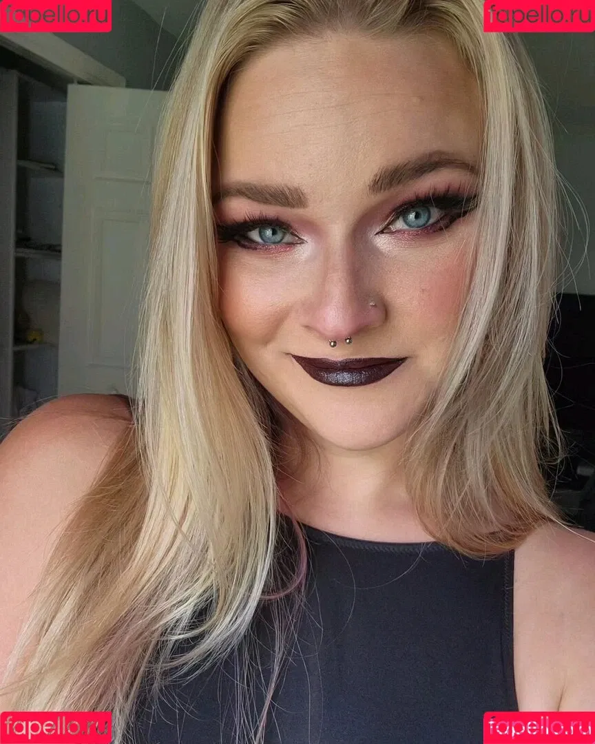 Vixyy64 / vixythepixie Onlyfans Photo Gallery 