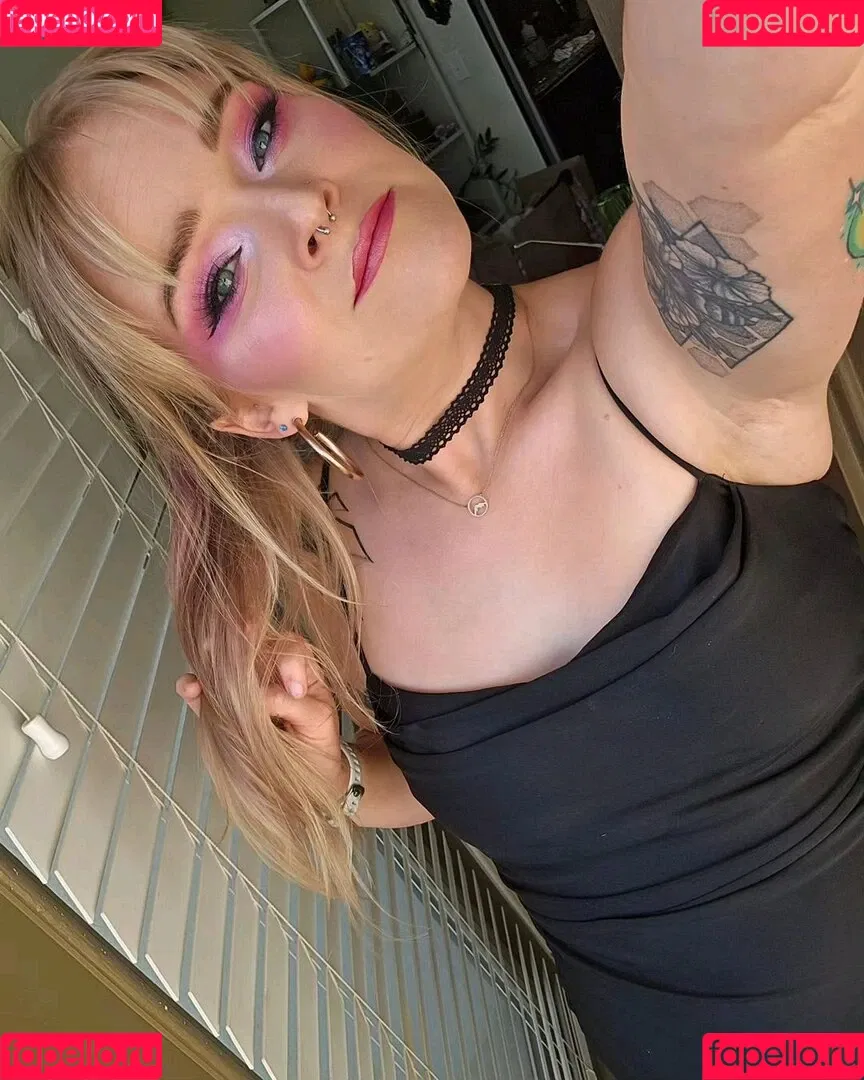 Vixyy64 / vixythepixie Onlyfans Photo Gallery 