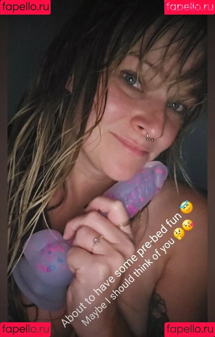 Vixyy64 / vixythepixie Onlyfans Photo Gallery 