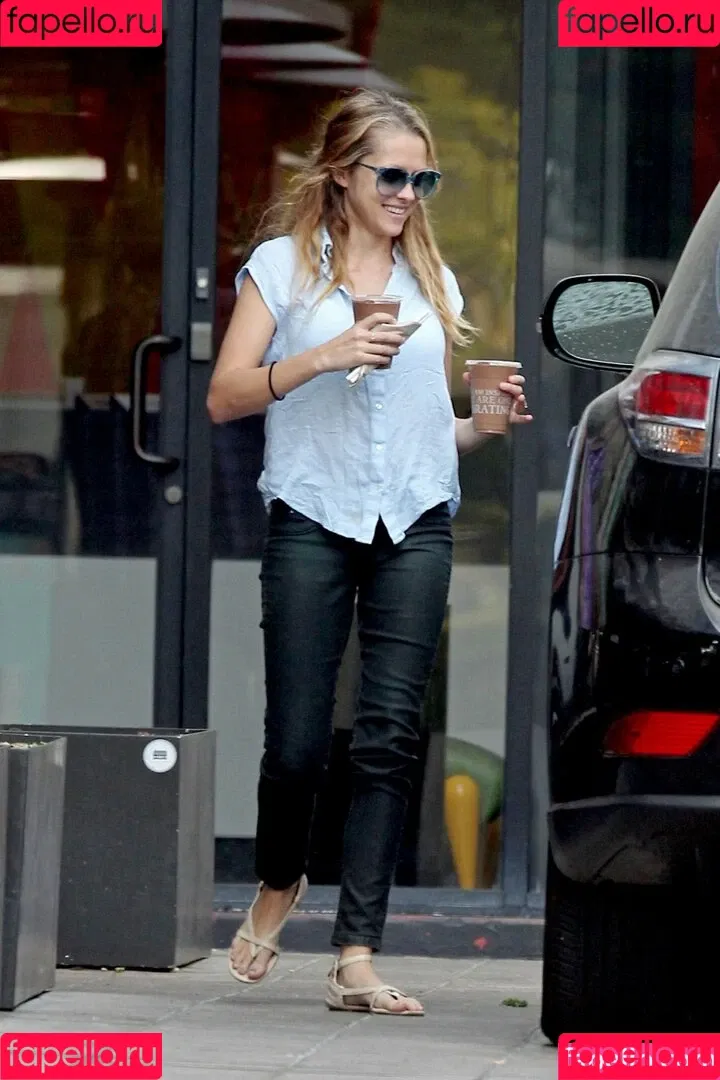 Teresa Palmer / teresapalmer Onlyfans Photo Gallery 