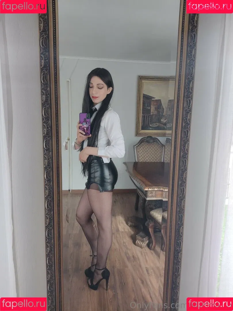 nikybot / nikybot.exe Onlyfans Photo Gallery 