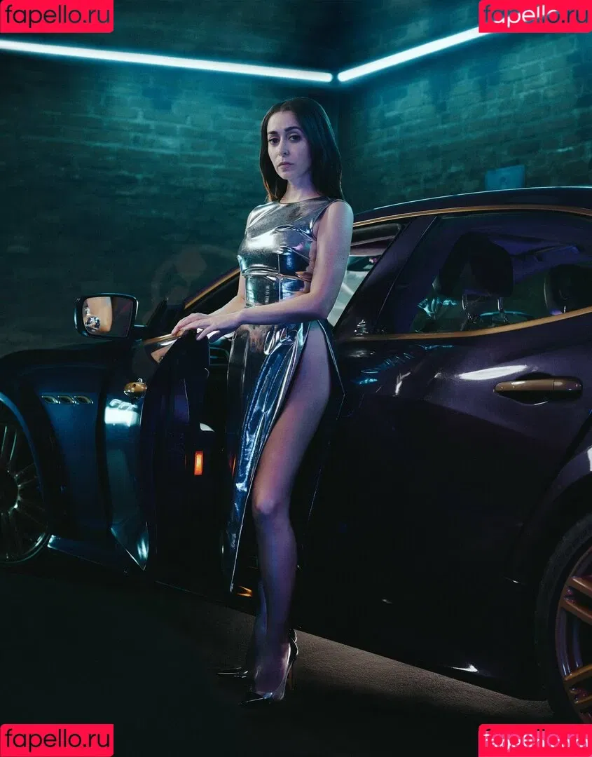 Cristin Milioti / cristinmilioti Onlyfans Photo Gallery 