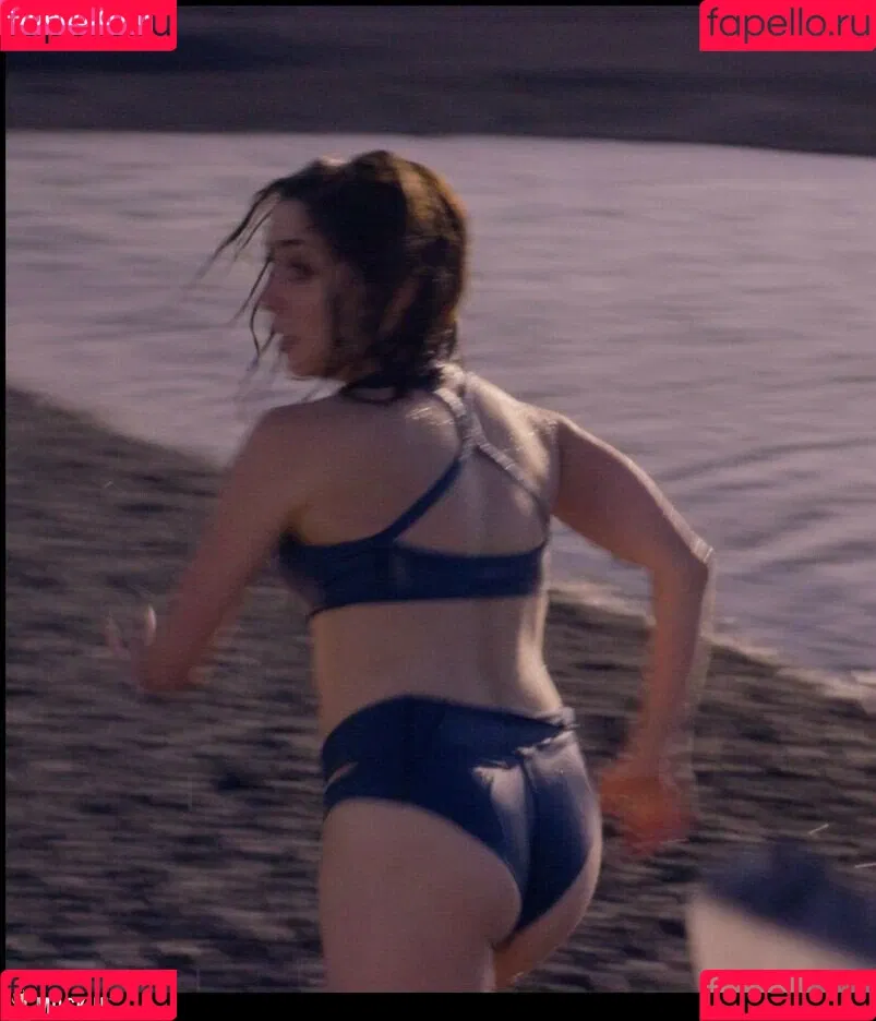 Cristin Milioti / cristinmilioti Onlyfans Photo Gallery 