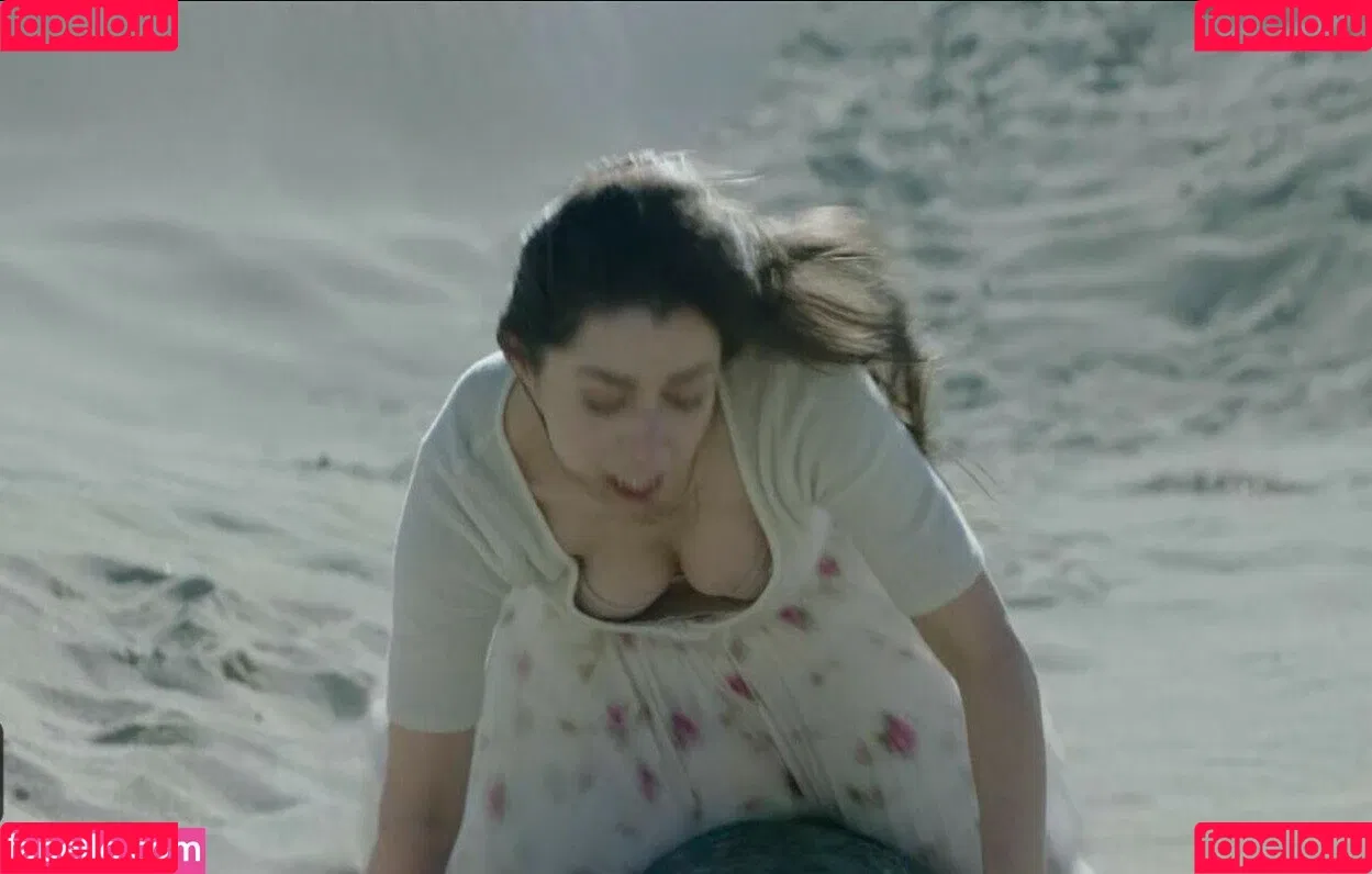 Cristin Milioti / cristinmilioti Onlyfans Photo Gallery 