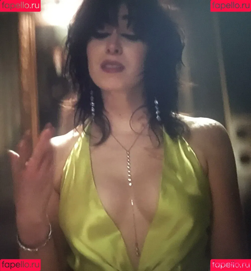 Cristin Milioti / cristinmilioti Onlyfans Photo Gallery 