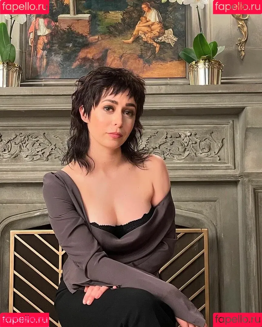 Cristin Milioti / cristinmilioti Onlyfans Photo Gallery 