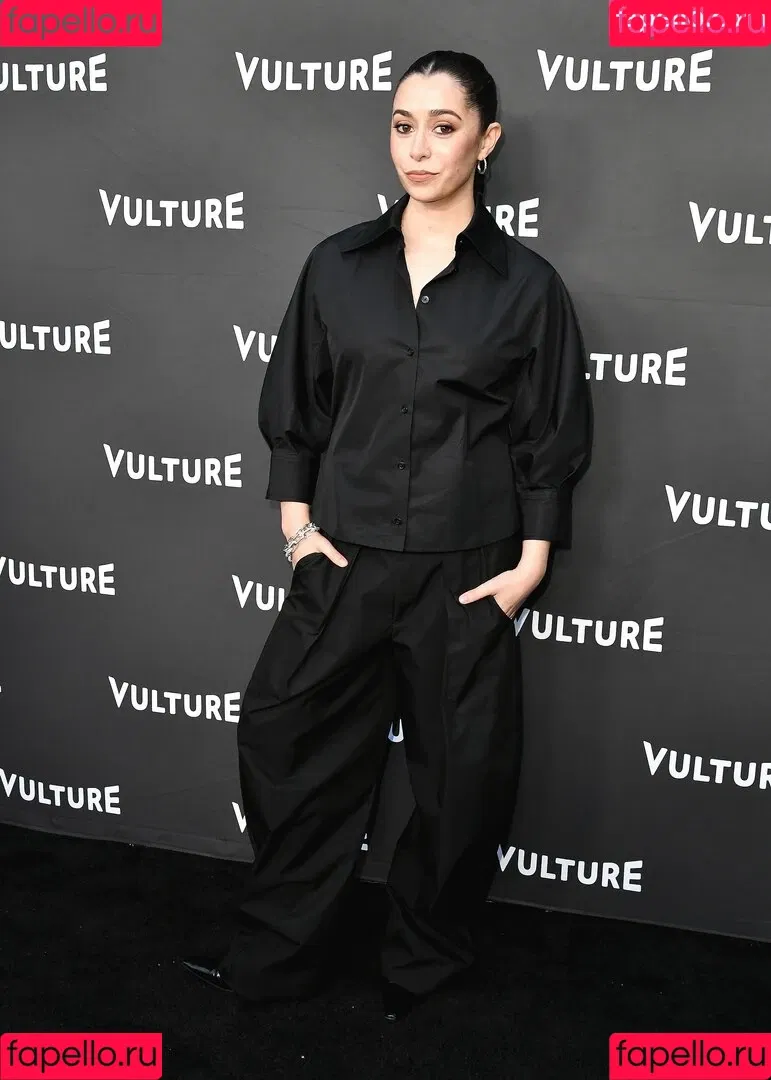 Cristin Milioti / cristinmilioti Onlyfans Photo Gallery 