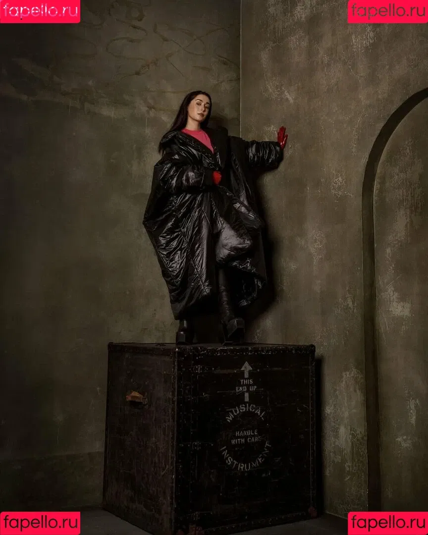 Cristin Milioti / cristinmilioti Onlyfans Photo Gallery 