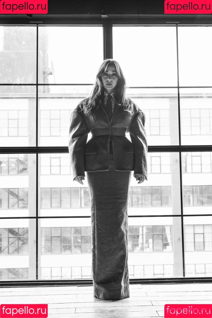 Cristin Milioti / cristinmilioti Onlyfans Photo Gallery 