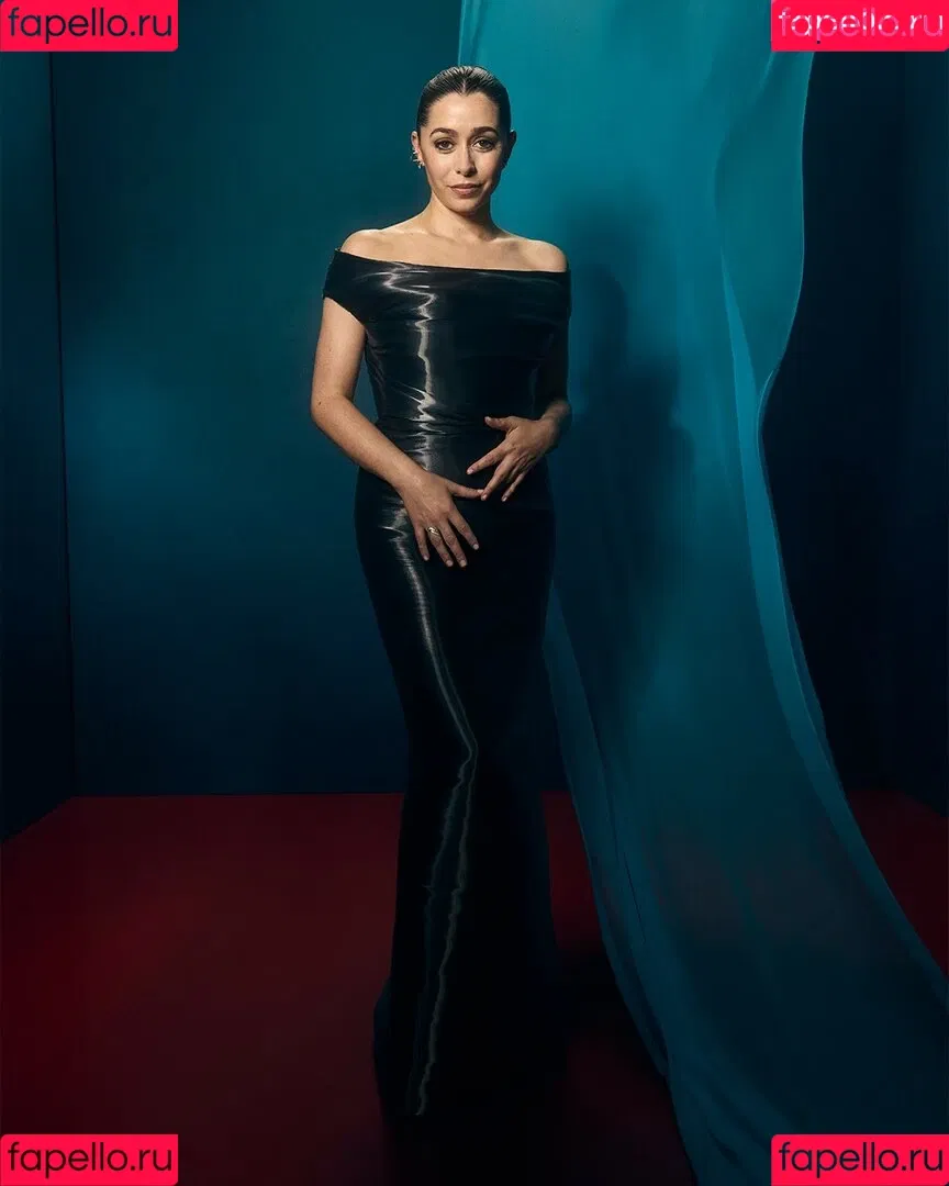 Cristin Milioti / cristinmilioti Onlyfans Photo Gallery 