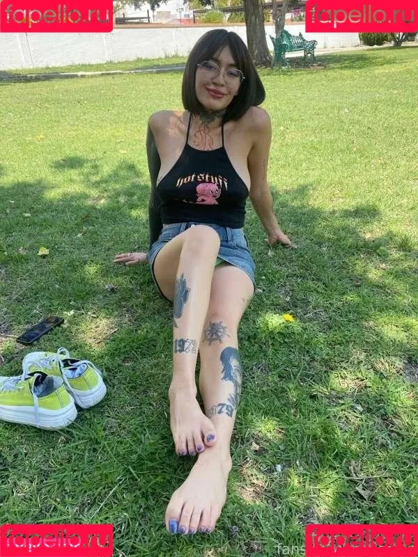 theviankasoles / viankasoles Onlyfans Photo Gallery 