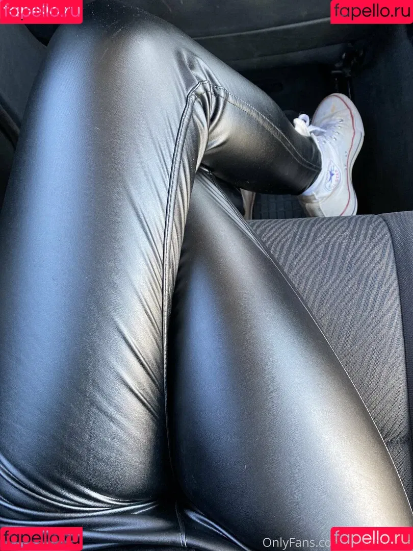 grownnsexymilano / sexymilano Onlyfans Photo Gallery 