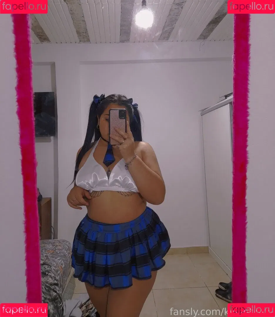 XFREYAAXX / xsarah_amyx Onlyfans Photo Gallery 