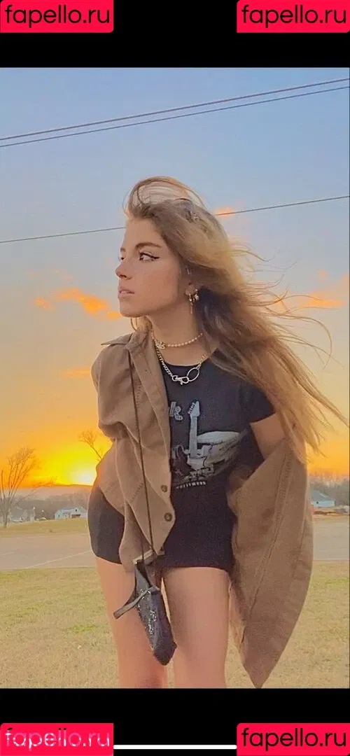 Hannah Stein / hnnhxl Onlyfans Photo Gallery 