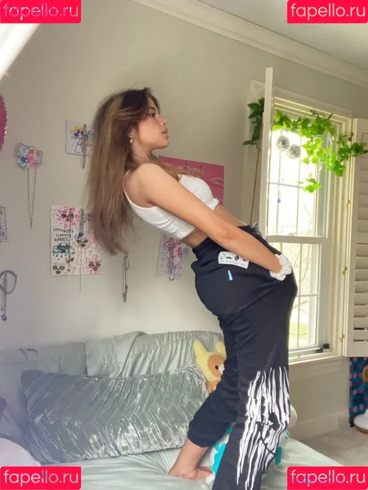 Hannah Stein / hnnhxl Onlyfans Photo Gallery 