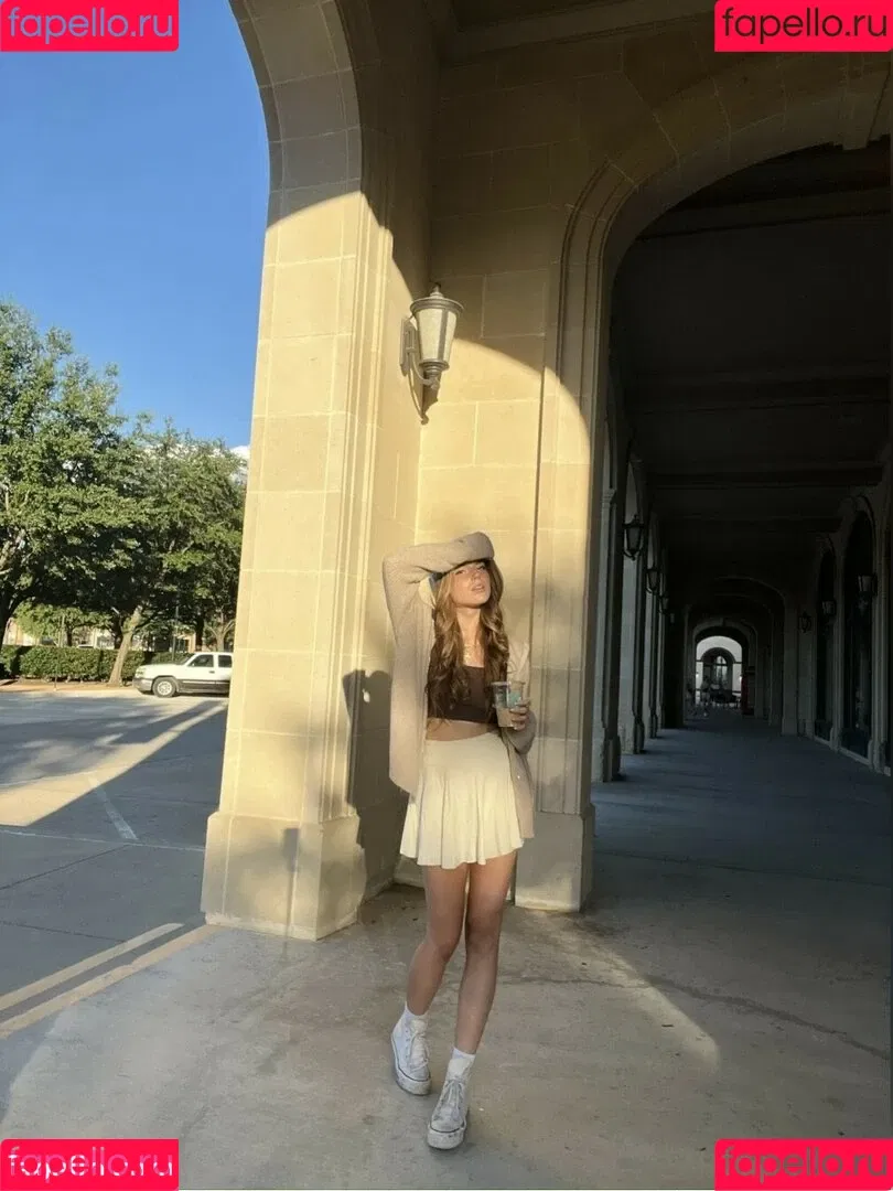 Hannah Stein / hnnhxl Onlyfans Photo Gallery 