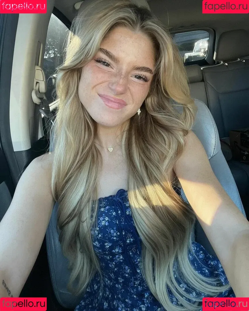 Hannah Stein / hnnhxl Onlyfans Photo Gallery 