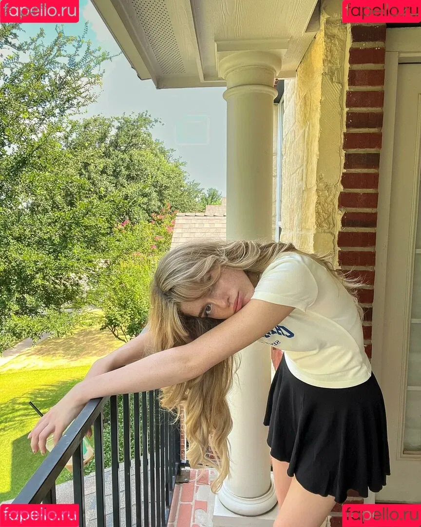 Hannah Stein / hnnhxl Onlyfans Photo Gallery 