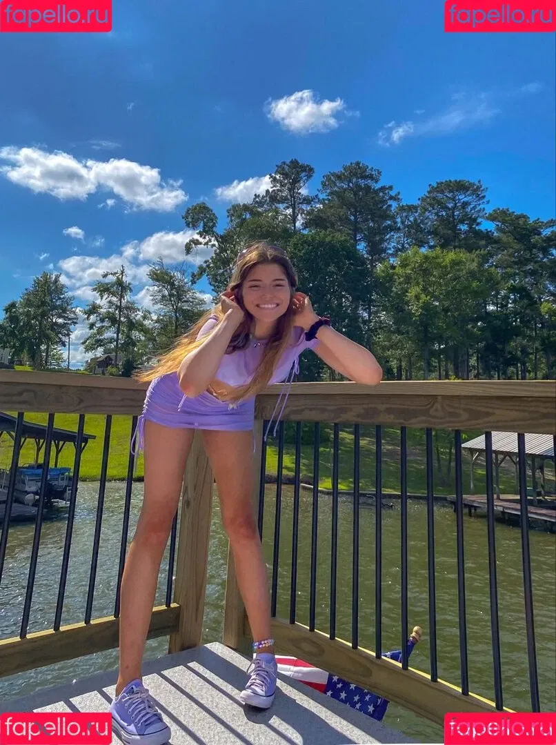 Hannah Stein / hnnhxl Onlyfans Photo Gallery 