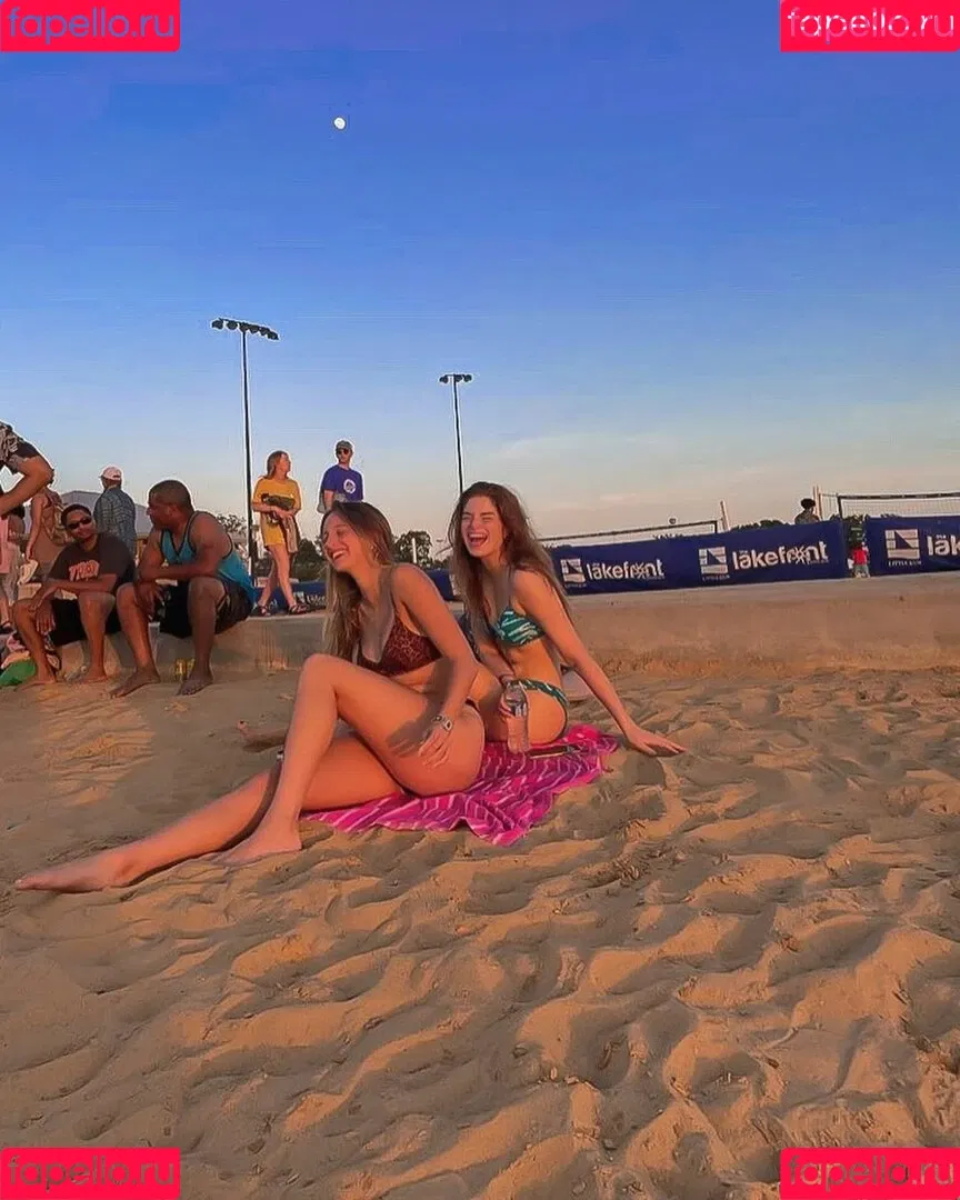 Hannah Stein / hnnhxl Onlyfans Photo Gallery 