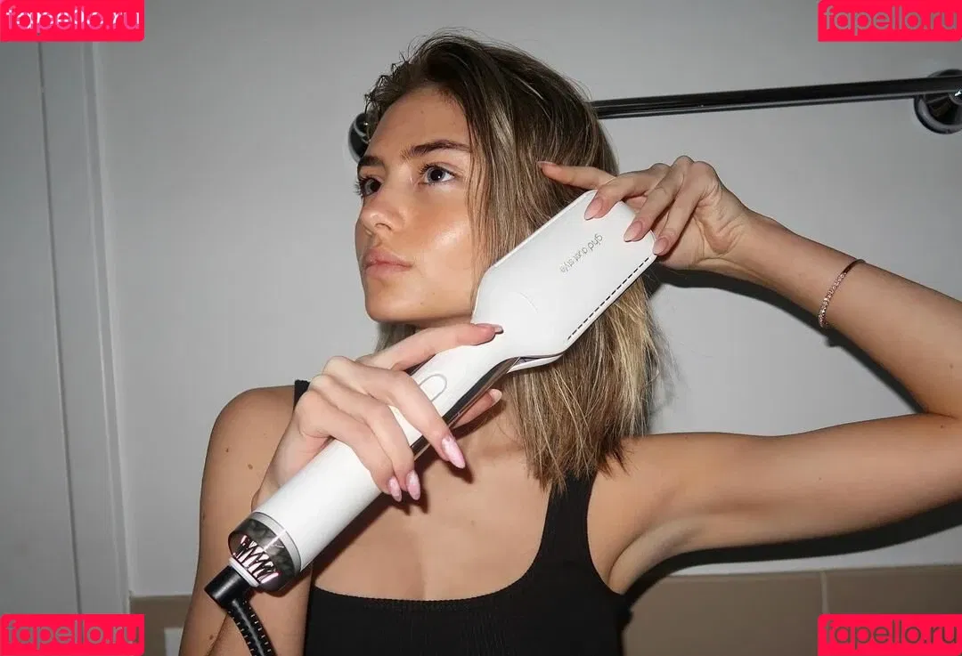 Leni Klum / leni.klum / leniklum Onlyfans Photo Gallery 