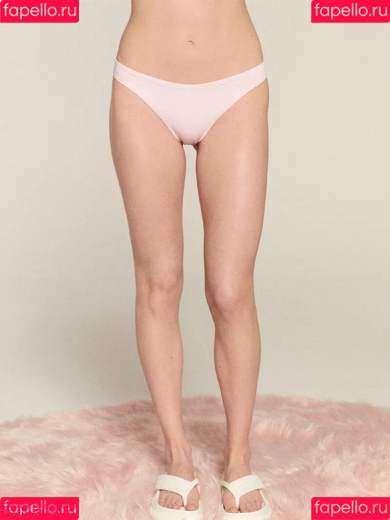 Leni Klum / leni.klum / leniklum Onlyfans Photo Gallery 