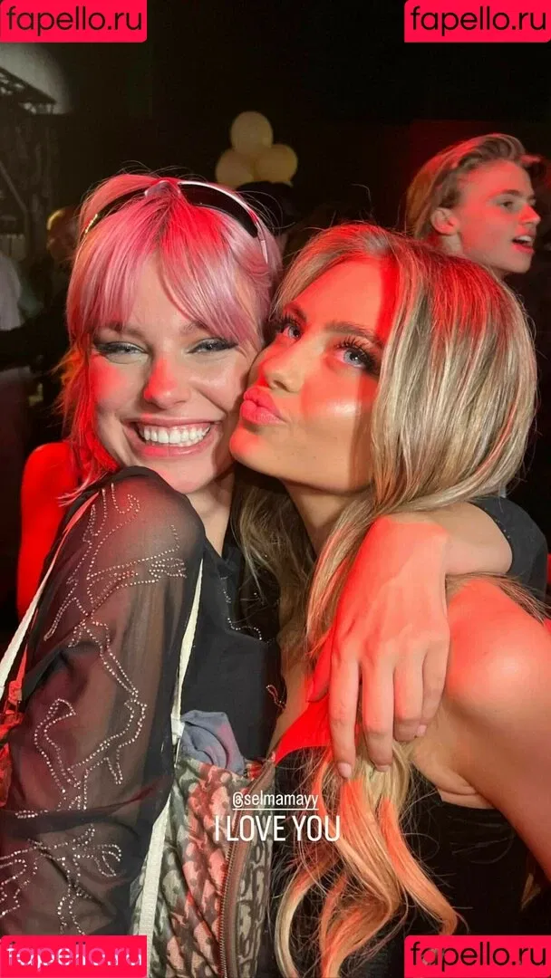 Leni Klum / leni.klum / leniklum Onlyfans Photo Gallery 