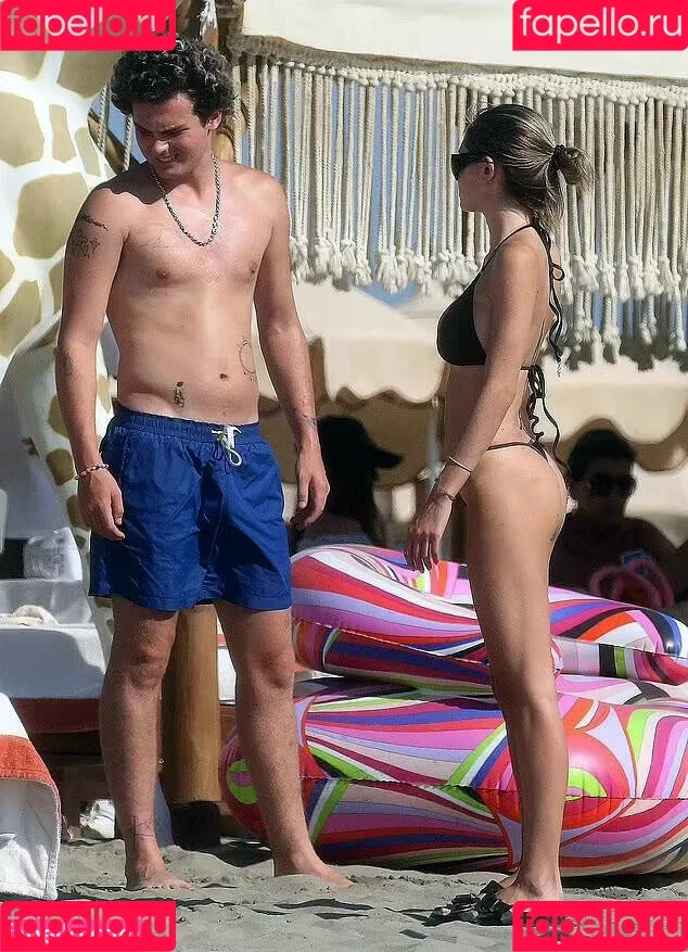 Leni Klum / leni.klum / leniklum Onlyfans Photo Gallery 