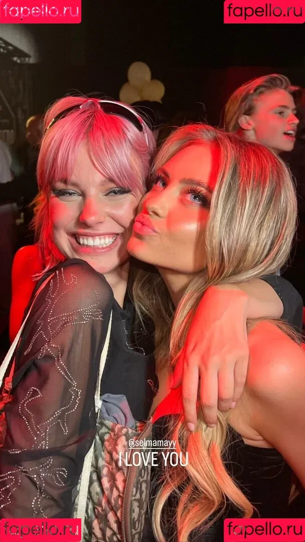 Leni Klum / leni.klum / leniklum Onlyfans Photo Gallery 