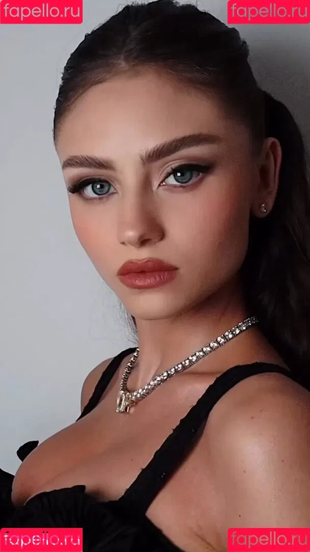 Leni Klum / leni.klum / leniklum Onlyfans Photo Gallery 