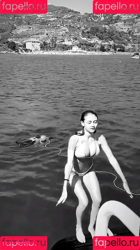 Leni Klum / leni.klum / leniklum Onlyfans Photo Gallery 